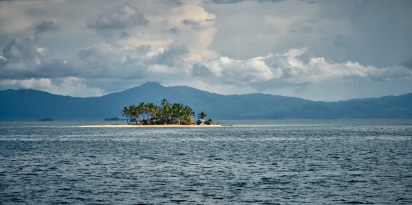 San Blas island by Andrew Wasik